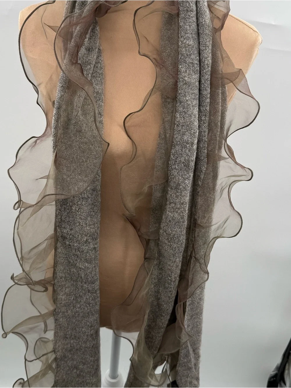 Saldarini 1882 Como Italy Mohair Blend Ruffle Organza Trim Scarf Shawl Wrap NWT